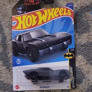 Hot Wheels Batmobile Black and Gray Toy Car